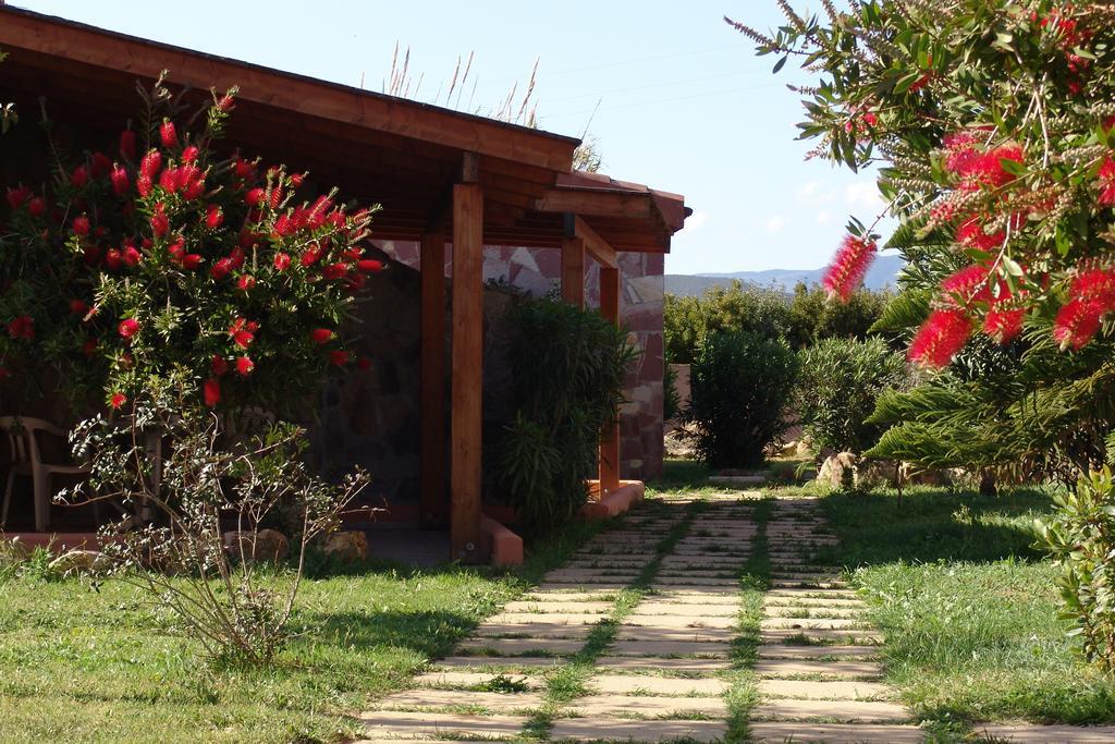 Il Gabbiano Otel Chia Dış mekan fotoğraf